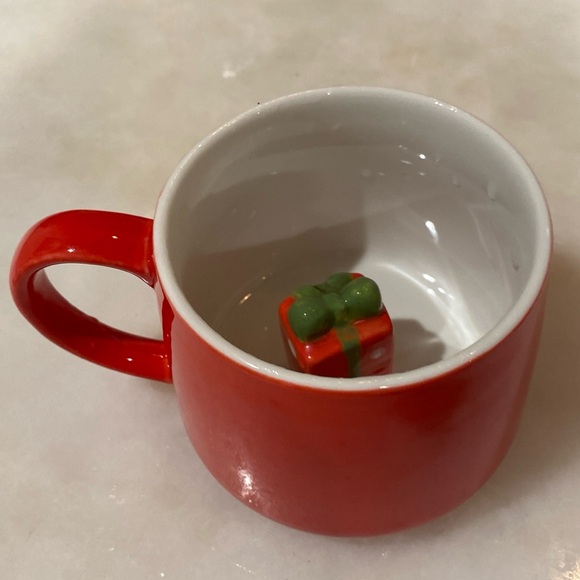 Ten Acre Gifts Red  Coffee Mug with gift 🎁 inside - Picture 11 of 17